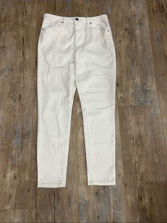 Target Denim - White High-Waist Skinny Jeans from Target Size 10